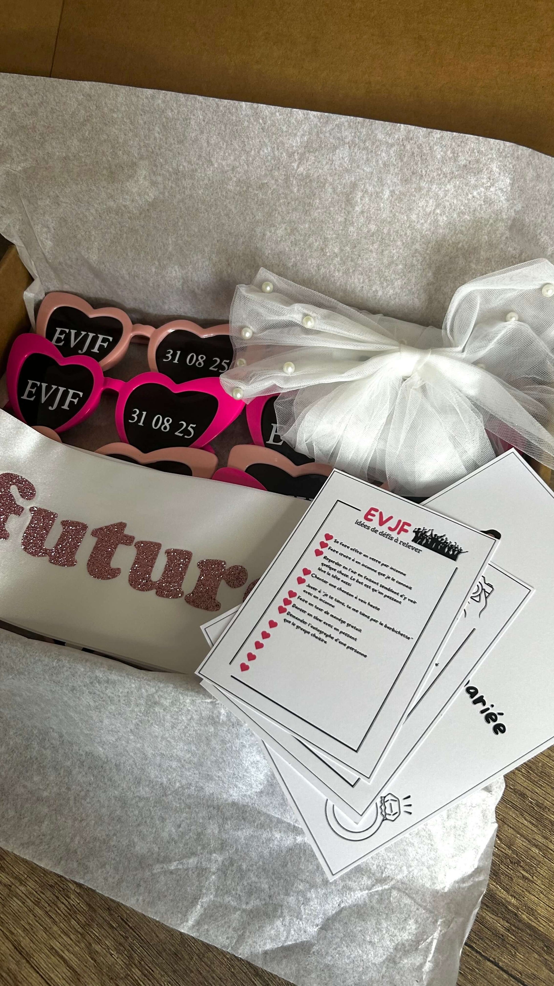 Coffret EVJF personnalisé - cadeau petit budget EVJF