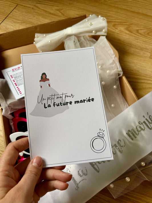 Coffret EVJF personnalisé - cadeau future mariée