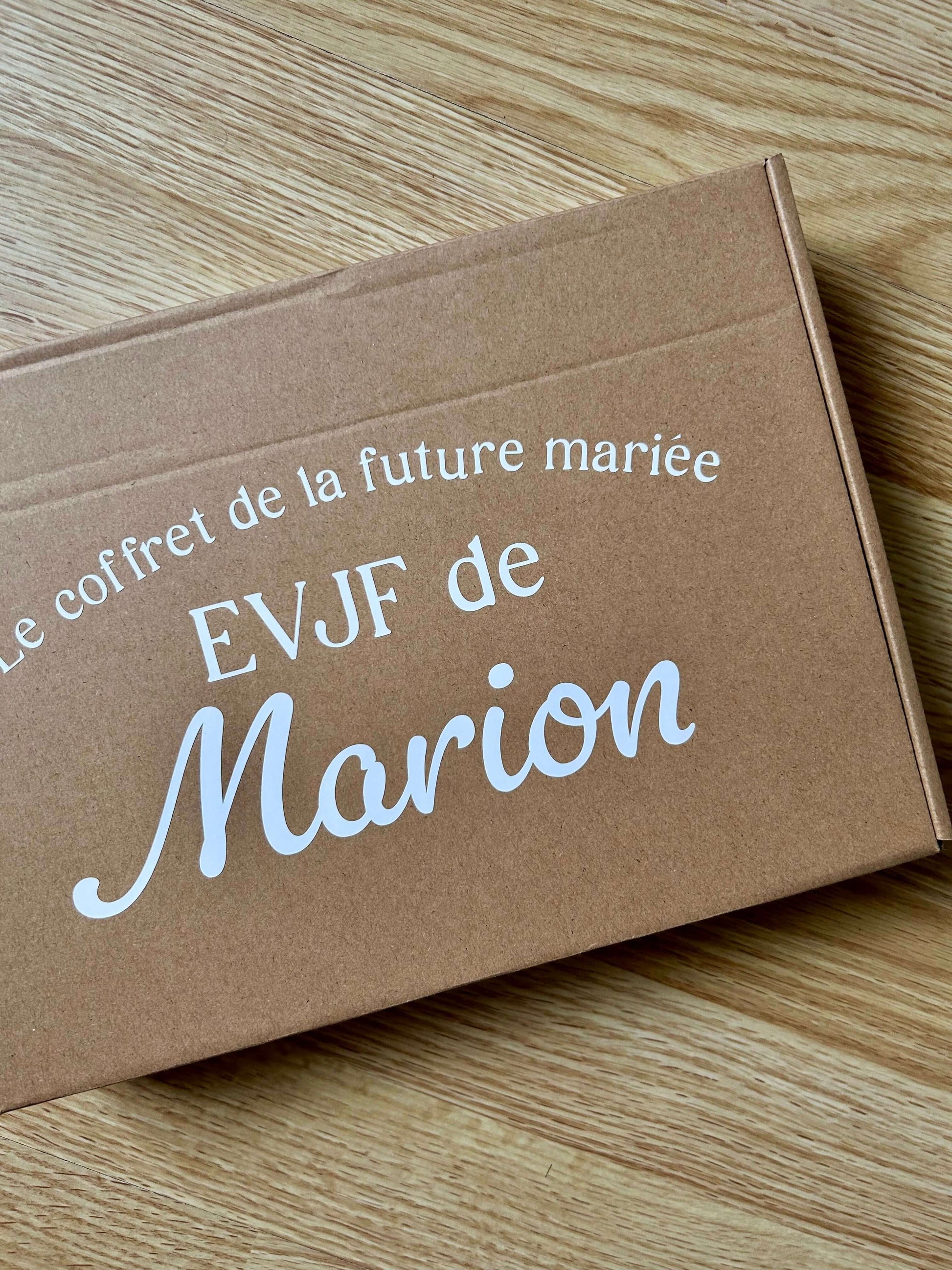 Coffret EVJF personnalisé - organisation EVJF